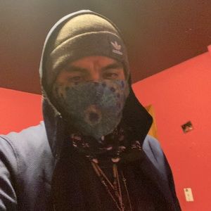 Meet your Posher, Damien